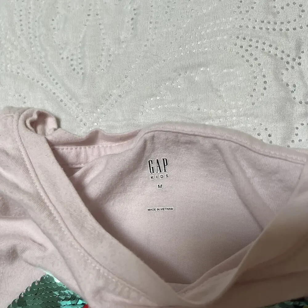 Gap Rainbow Watermelon Flip Sequin Tee Size 8